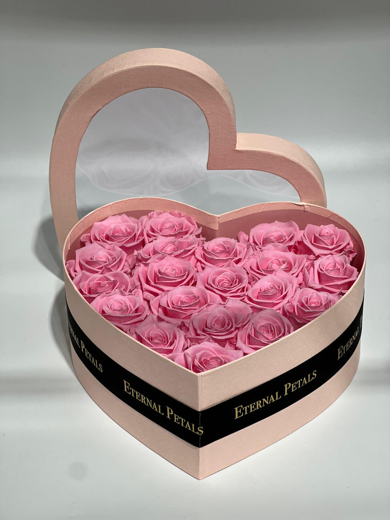 PINK HEART BOX | PINK ROSE - DELIVERY IN UAE