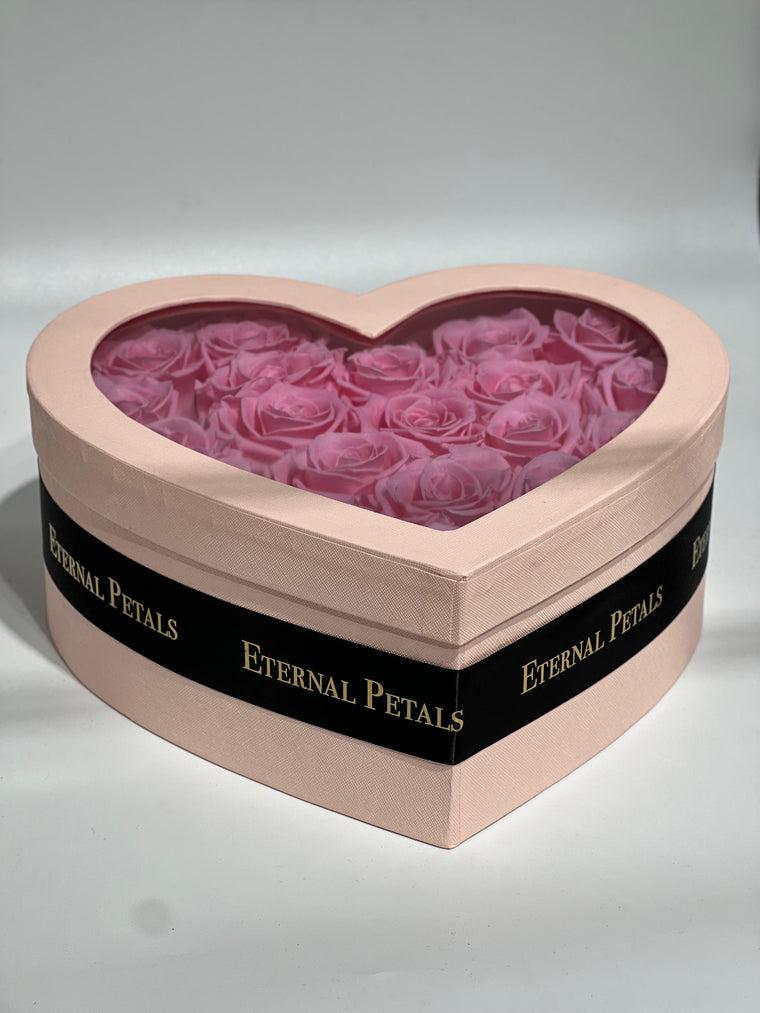 PINK HEART BOX | PINK ROSE - DELIVERY IN UAE